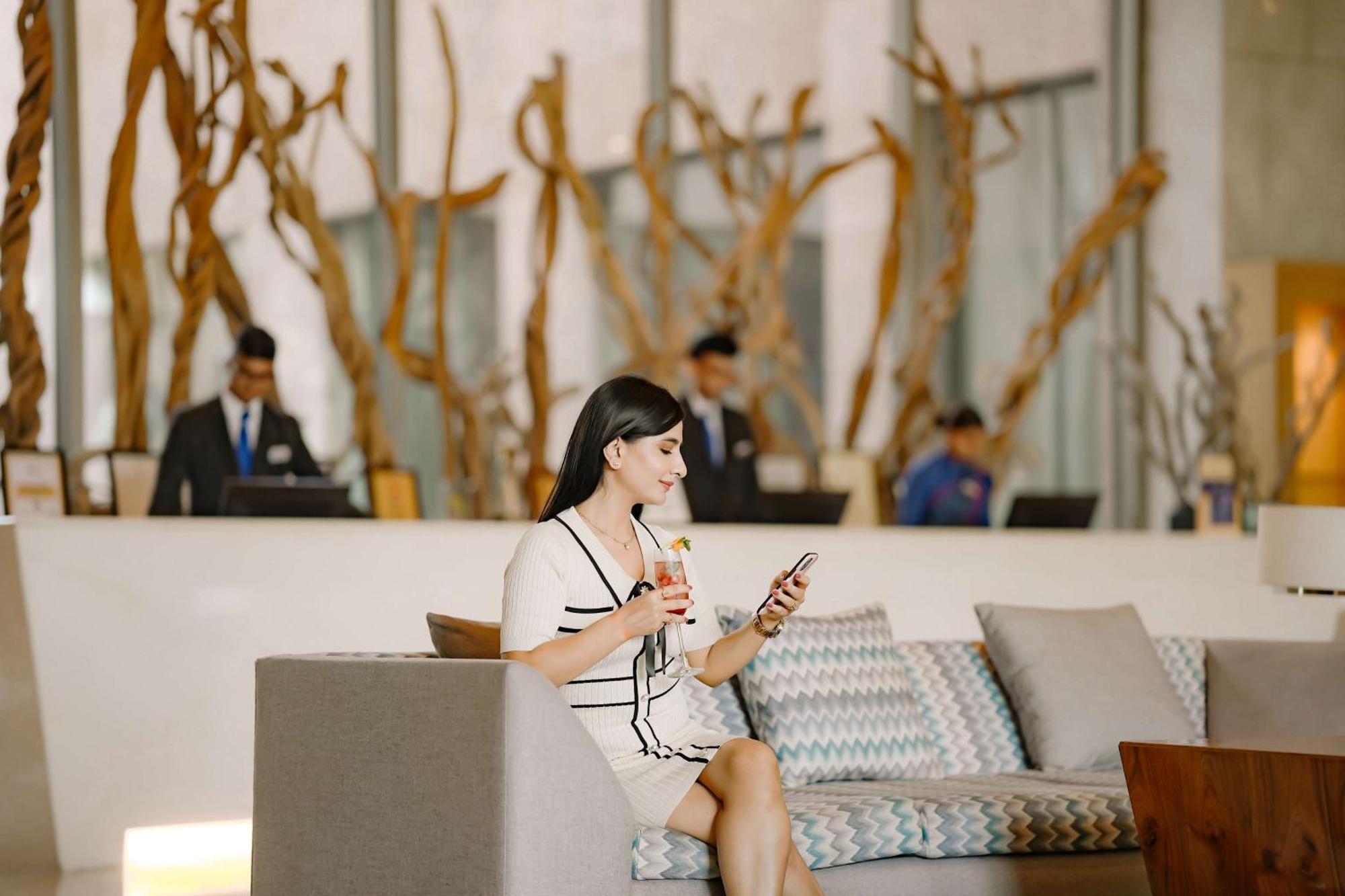 Radisson Blu Hotel אמריצר מראה חיצוני תמונה Lobby